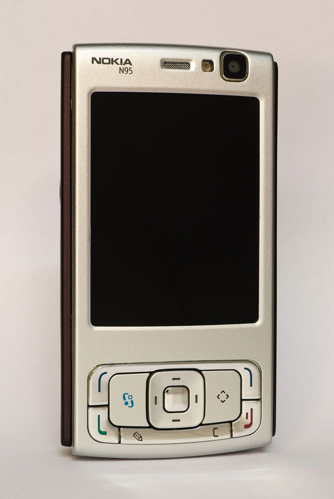 1200px-Nokia_N95_Front_1.jpg