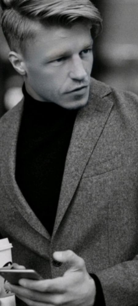 Screenshot_20231026_112847_One UI Home.jpg