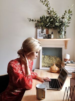 EVB - EE blog 1.jpg Practise what you preach: no PJ's here!