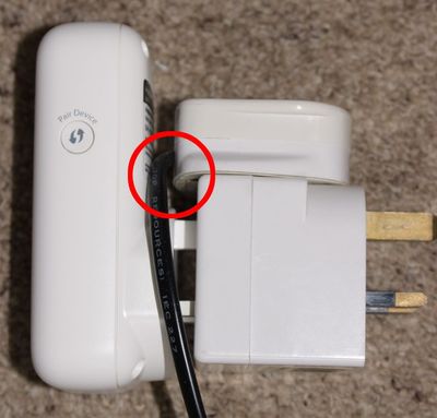 EE Wifi phone adapter Annotated - Incompatible with multi-way mains adapter - 17 Jul 2026 .jpg